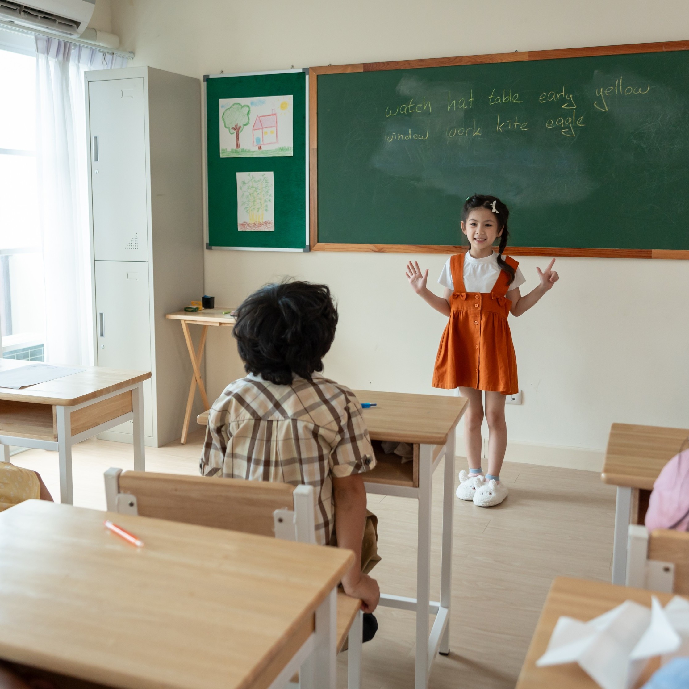 帮助孩子适应新学校的实用策略